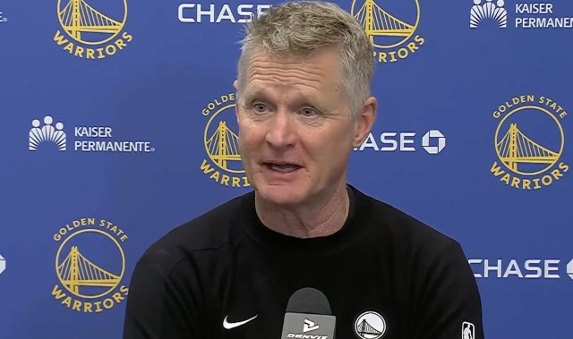 科尔：库里现在肩上的担子很重；库明加明天会接受核磁检查