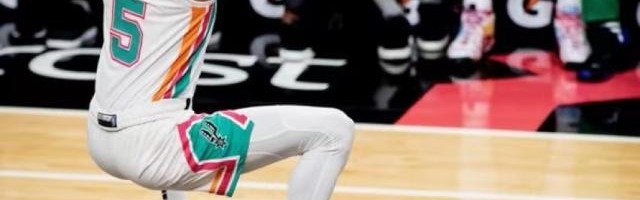 2026世界杯-【现场】乌度卡给老东家送温暖 输球无碍赛后叙旧