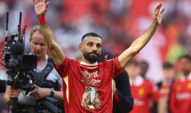 国际足联-斯洛特：我提前知道了萨拉赫离队决定，他无疑是过去10年最佳之一