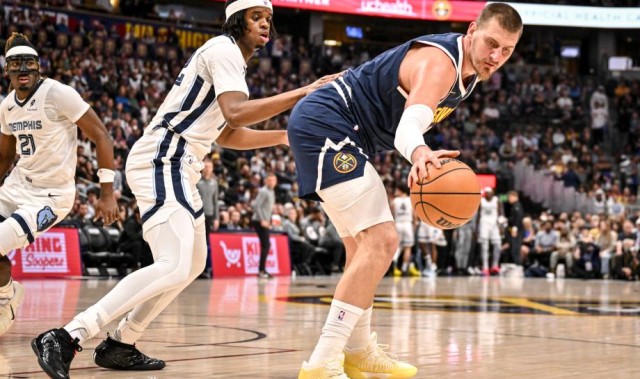 约基奇14+15+10穆雷26分 掘金大胜灰熊10连胜